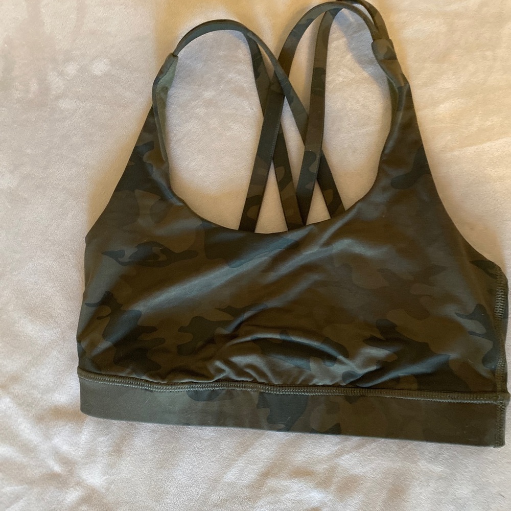 Lululemon camo energy sports bra